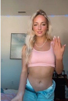 Natalie Reynolds Hot Sexy Tiktok Video 3