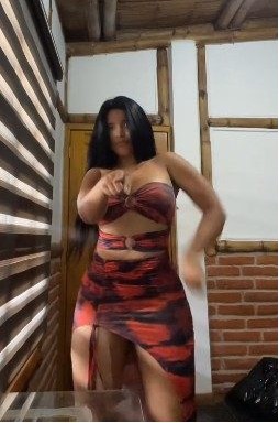Alejandra Quiroz Hot Dance Video