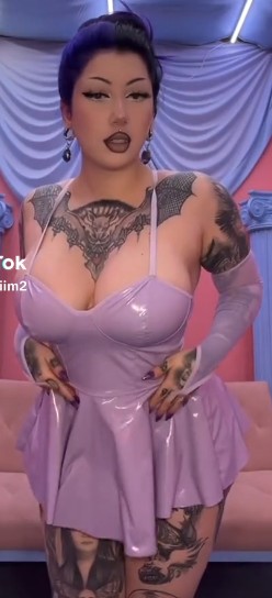 Dakota Alexandra Hot sexy in bedroom