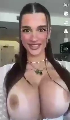 Ari Kytsya Hot Boobs Video